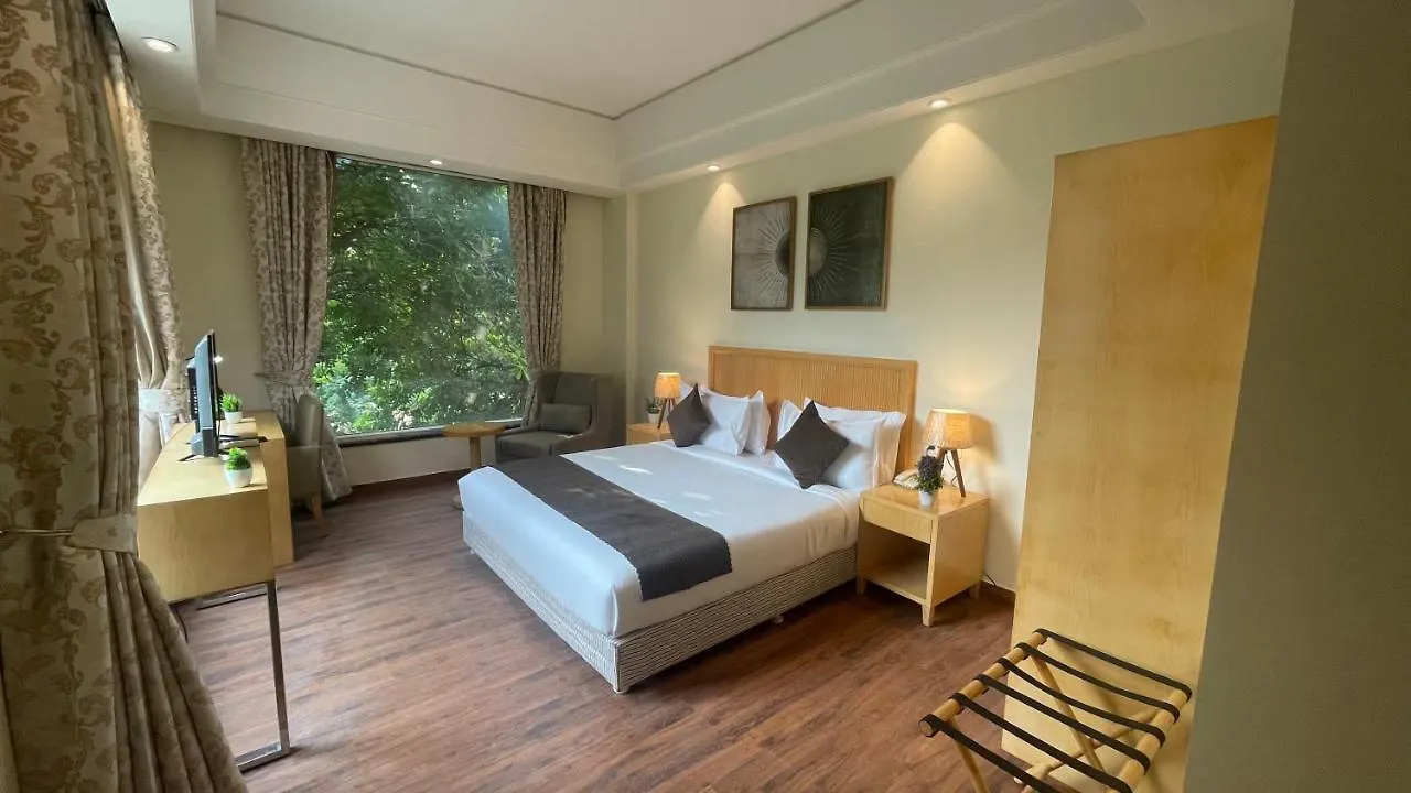 Saltstayz Select - Galleria Market & Golf Course Road Gurgaon 4*,